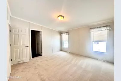 106 Middle Road, Greentown, PA 18426 - Photo 19