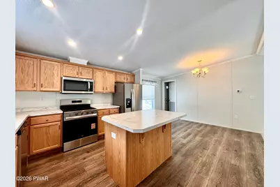 106 Middle Road, Greentown, PA 18426 - Photo 3