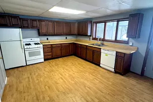 117 Cliff St, Honesdale, PA 18431 - Photo 3