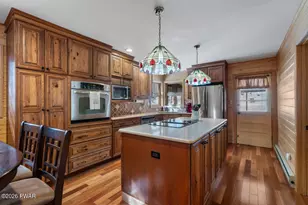 41 Deerfoot Rd, Lake Ariel, PA 18436 - Photo 11