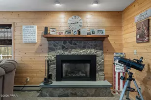 41 Deerfoot Rd, Lake Ariel, PA 18436 - Photo 9