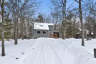 215 Tanager Rd, Lackawaxen, PA 18435 - Photo 5