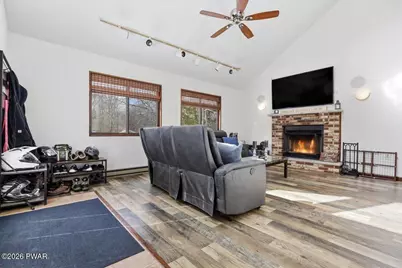 215 Tanager Road, Lackawaxen, PA 18435 - Photo 5