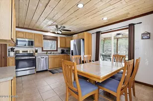 215 Tanager Rd, Lackawaxen, PA 18435 - Photo 15