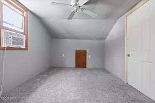 209 Urban Rd, Hawley, PA 18428 - Photo 33