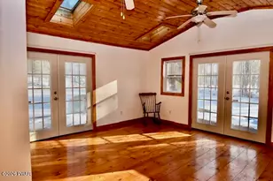 130 Log and Twig Rd, Dingmans Ferry, PA 18328 - Photo 21