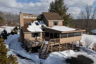 10 Crestwood Ct, Lake Ariel, PA 18436 - Photo 3