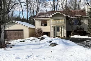 15 Lake View Dr, Lake Ariel, PA 18436 - Photo 1