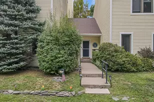 102 Crestview Dr, Hawley, PA 18428 - Photo 5