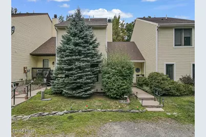 102 Crestview Drive, Hawley, PA 18428 - Photo 3