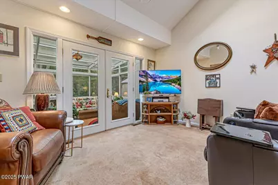 102 Crestview Drive, Hawley, PA 18428 - Photo 11