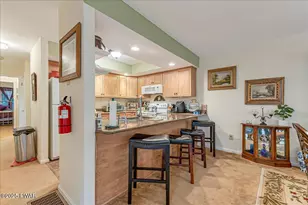 102 Crestview Dr, Hawley, PA 18428 - Photo 17