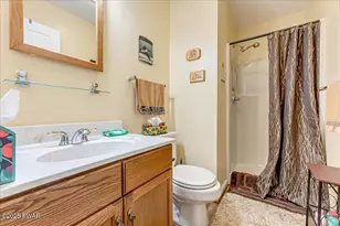 102 Crestview Dr, Hawley, PA 18428 - Photo 35