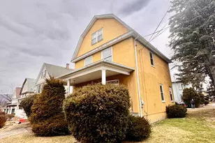 543 New York St, Dunmore, PA 18509 - Photo 3