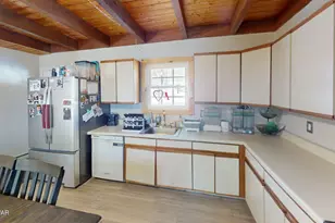 120 Indian Run Ct, Milford, PA 18337 - Photo 15