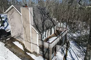 120 Indian Run Ct, Milford, PA 18337 - Photo 5