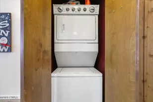 14 Finch Grv, Lake Harmony, PA 18624 - Photo 35