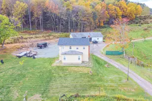 69 E Sterling Rd, Newfoundland, PA 18445 - Photo 41