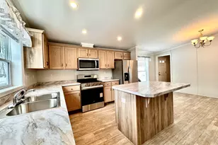 102 Middle Rd, Greentown, PA 18426 - Photo 7