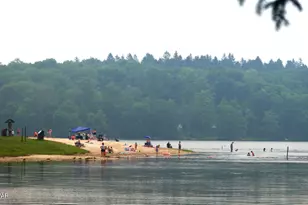 102 Middle Rd, Greentown, PA 18426 - Photo 37