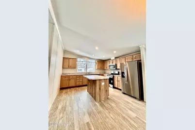 102 Middle Road, Greentown, PA 18426 - Photo 11