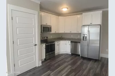 180 Paddlers Point #105 Drive, Matamoras, PA 18336 - Photo 3