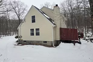 214 Primrose Ln, Milford, PA 18337 - Photo 5