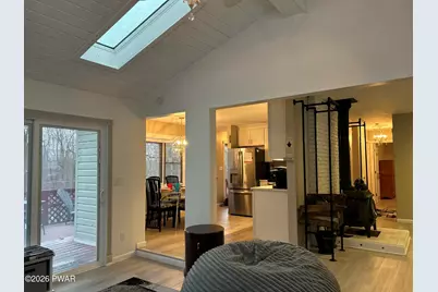 152 Eastwood Drive, Greentown, PA 18426 - Photo 9