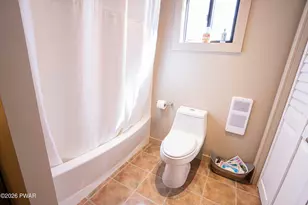 66 Wedge Dr, Lake Ariel, PA 18436 - Photo 27