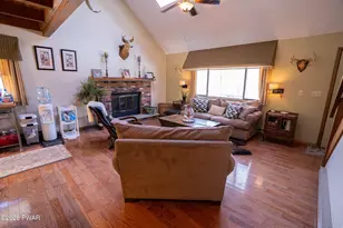 66 Wedge Dr, Lake Ariel, PA 18436 - Photo 7