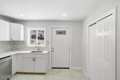 113 Regent Street, Bushkill, PA 18324 - Photo 33