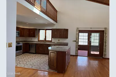 806 Gaskin Court, Lords Valley, PA 18428 - Photo 7