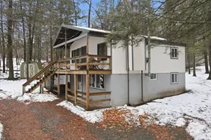 1025 Wallenpaupack Dr, Lake Ariel, PA 18436 - Photo 5