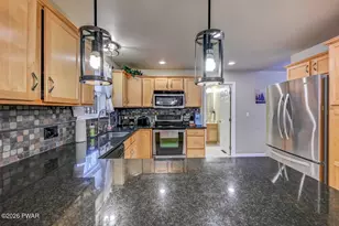 127 Robin Way, Lackawaxen, PA 18435 - Photo 19