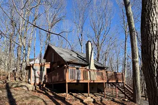 192 Bellingham Dr, Bushkill, PA 18324 - Photo 1