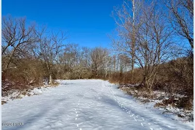 1869 Parkway Drive, Honesdale, PA 18431 - Photo 21