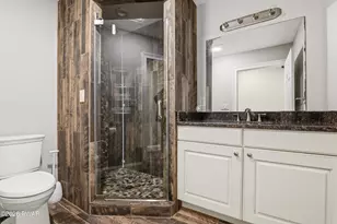 111 Westbrook Ct, Tafton, PA 18464 - Photo 29