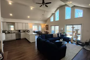 192 Lower Lakeview Dr, Hawley, PA 18428 - Photo 11