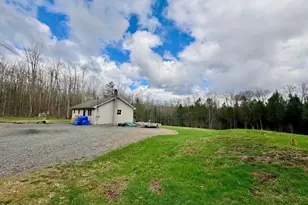 143 Robbs Rd, Damascus, PA 18415 - Photo 3