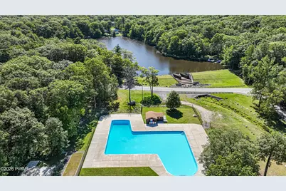 134 Lakeview Drive, Dingmans Ferry, PA 18328 - Photo 31