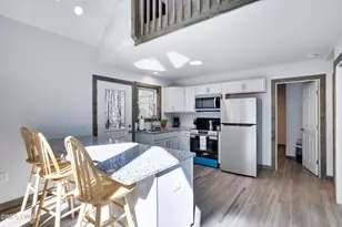 1121 Cobblewood Rd, Newfoundland, PA 18445 - Photo 3