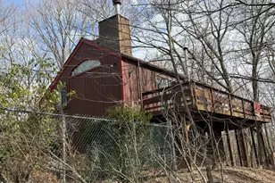 128 Horseshoe Ln, Lords Valley, PA 18428 - Photo 5