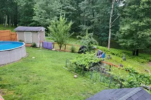 2193 Spring Dr, Bushkill, PA 18324 - Photo 3