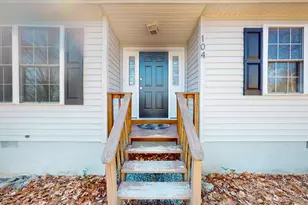 104 Shannon Ct, Bushkill, PA 18324 - Photo 11