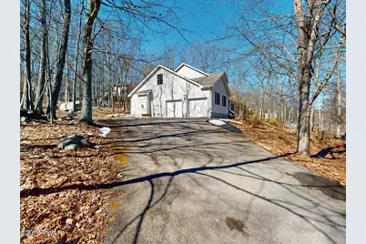 104 Shannon Court, Bushkill, PA 18324 - Photo 3