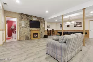 1085 Dewberry Dr, Hawley, PA 18428 - Photo 51