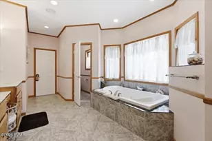 1085 Dewberry Dr, Hawley, PA 18428 - Photo 23