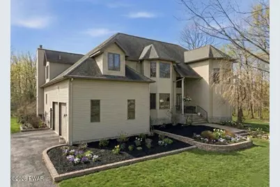 1085 Dewberry Drive, Hawley, PA 18428 - Photo 3