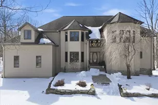 1085 Dewberry Dr, Hawley, PA 18428 - Photo 5