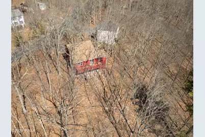 5231 Woodbridge Drive E, Bushkill, PA 18324 - Photo 19